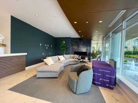 Azure Tower Luxury Condo in the Heart of Edmonds - Photo 2