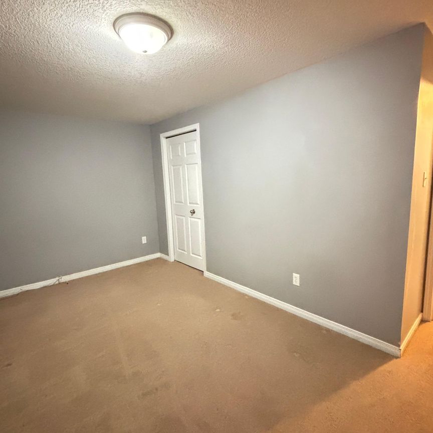 For Lease - 50 Howe Drive Unit# 12A, Kitchener, Ontario - Photo 1