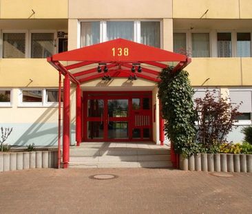 ﻿Schöne 2-Zimmer-Wohnung mit Tageslichtbad und Terrasse in Maintal-... - Photo 1