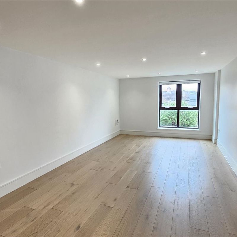 Flat 2, Milton Road Library, Ascham Road, Cambridge - Photo 1