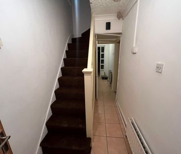 3 Bed Terraced House, Wensleydale Road, B42 - Photo 3
