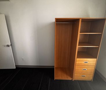 For Lease - 253 College Street, Toronto, Ontario - Photo 3