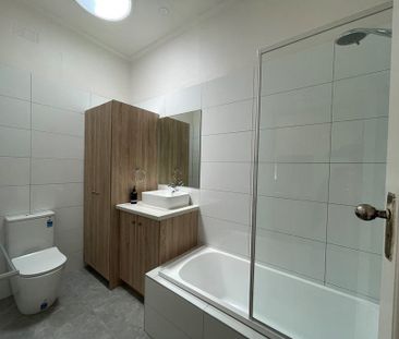 38 Ascot Vale Road, Flemington VIC 3031 - Photo 2