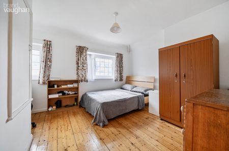 5 bedroom semi-detached house to rent - Photo 5