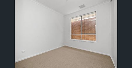 Spacious, Stylish & Brand-New – Family Living at Its Best - Photo 2