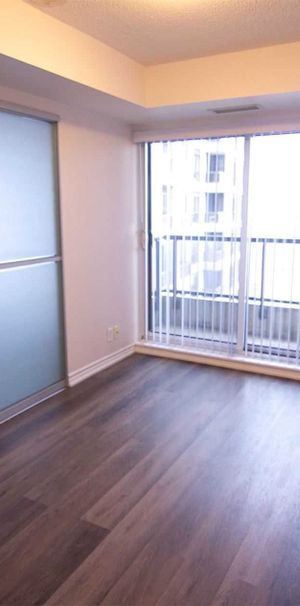 For Lease - 18 Harding Boulevard Unit# 716, Richmond Hill, Ontario - Photo 1