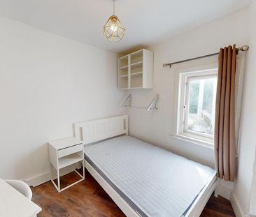 5 bedroom flat to rent - Photo 1