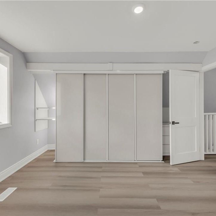 For Lease - 51 Wellington Street Unit# Upper, Hamilton, Ontario - Photo 1