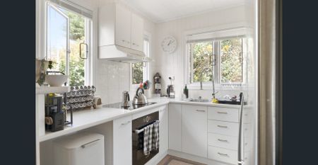 Neat & Sweet in North Toowoomba - Photo 4