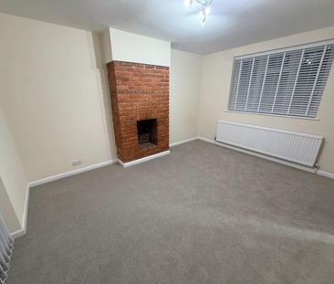 3 bedroom House To Let - Photo 2