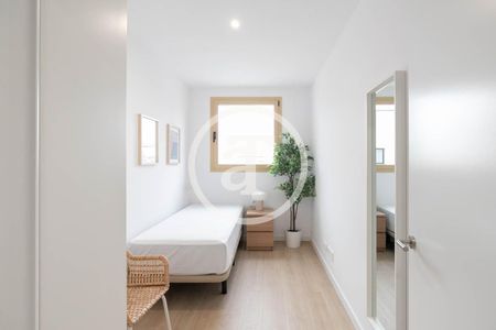 Piso de alquiler en Carrer de Pi I Margall, Port - Photo 5