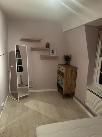 Double Bedroom in Spacious Flat - Photo 5