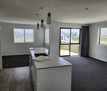 Two bedroom home - Photo 5