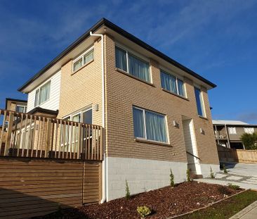 New Spacious 5 Bedroom Highland Park Haven! - Photo 1