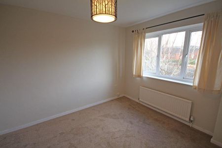 2 bedroom semi-detached house to rent - Photo 4