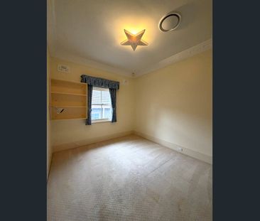 Charming Federation-style home with Huge Multiple Living Spaces - Photo 3