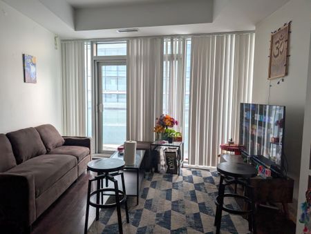 For Lease - 14 York Street Unit# 4410, Toronto, Ontario - Photo 3