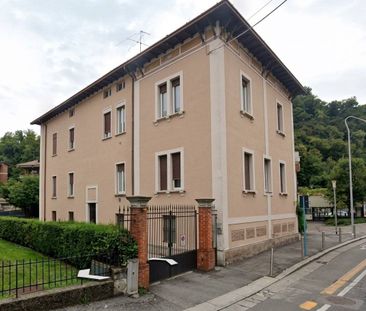 Quadrilocale via San Rocchino, Crocifissa di Rosa, Brescia - Photo 1