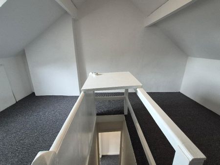 Cecilia Street - Photo 3