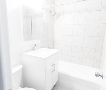 For Lease - 29 Upper Canada Drive Unit# 416, Toronto, Ontario - Photo 3