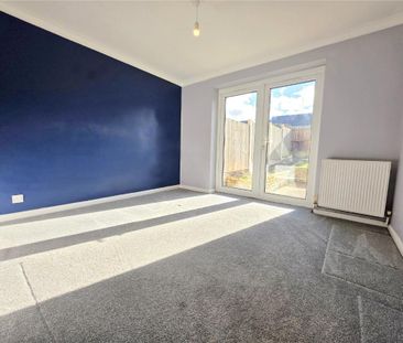 2 bed ground floor flat to rent in Barrymore Walk, Rayleigh, SS6 - Photo 5