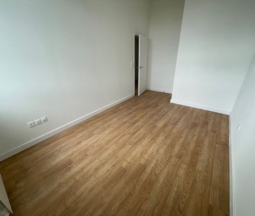 Location Appartement 2 pièces 58m² ROUBAIX 59100 - Photo 3