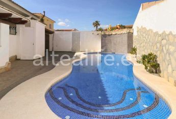 Casa o chalet de alquiler en Calle Londres, El Tossal - Bello Horizonte