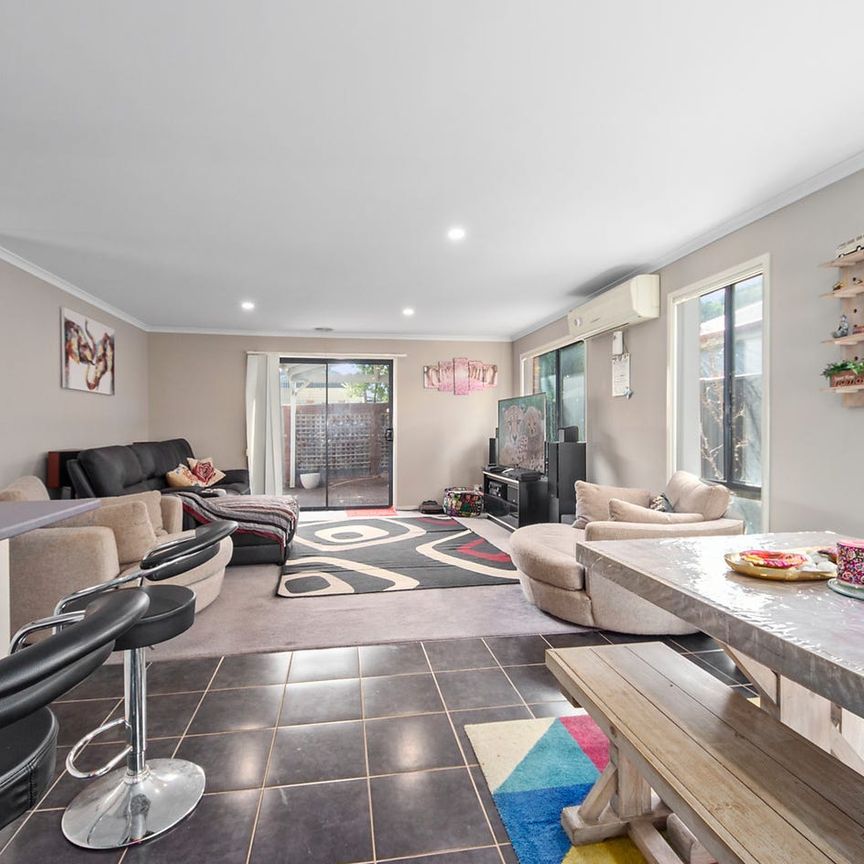 Modern, Low-Maintenance Living in the Heart of Manor Lakes - Photo 1