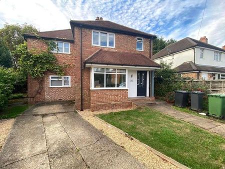 Ardmore Avenue, Guildford, Surrey, GU2 - Photo 2