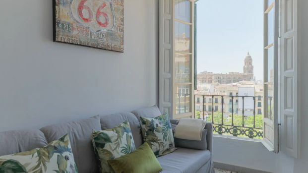 Piso de alquiler en Plaza de la Merced, 17, La Merced - Photo 1