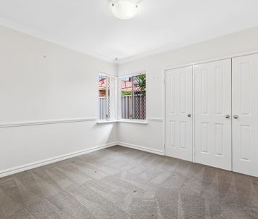 RAPHAEL PARK LOCATION! 3x2 HOME! - Photo 1