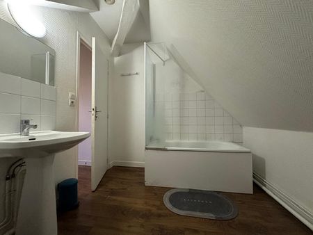 Location appartement 1 pièce, 25.09m², Laval - Photo 2