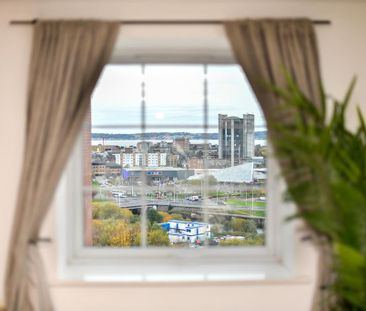 2 bedroom flat to rent - Photo 6