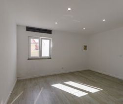 Apartment 3 bedrooms Mafra for rent - garage, great location, quiet... - Photo 2