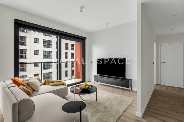 Luksusowy apartament z balkonem | Towarowa Towers - Photo 1