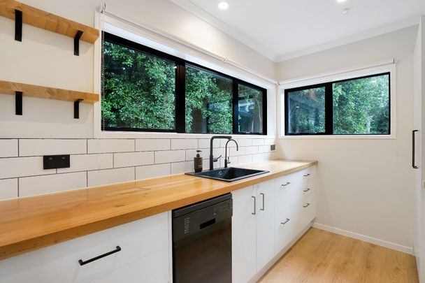 Sleek, Stylish & Newly Renovated - Photo 1