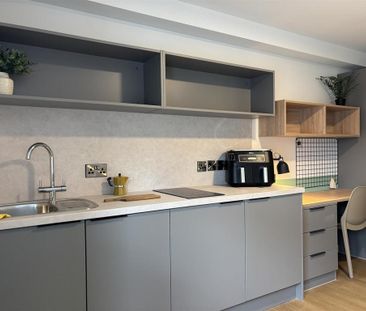 1 bedroom private hall to rent - Photo 6