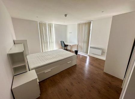 1 bedroom flat to rent - Photo 4