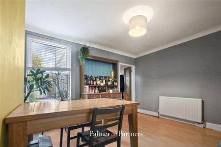 2 bedroom terraced house to rent - Photo 3