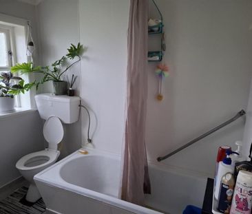 43 Stewart Street, Marton - Photo 4