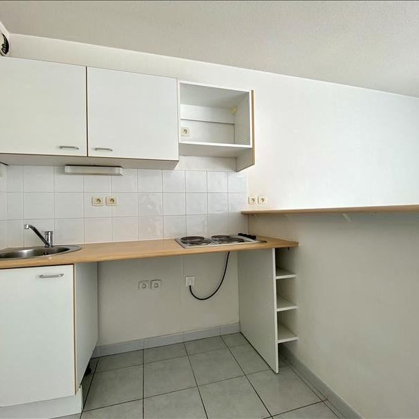 2 pièces - 48,65 m² - 1er étage - Colocation non autorisée - Photo 1