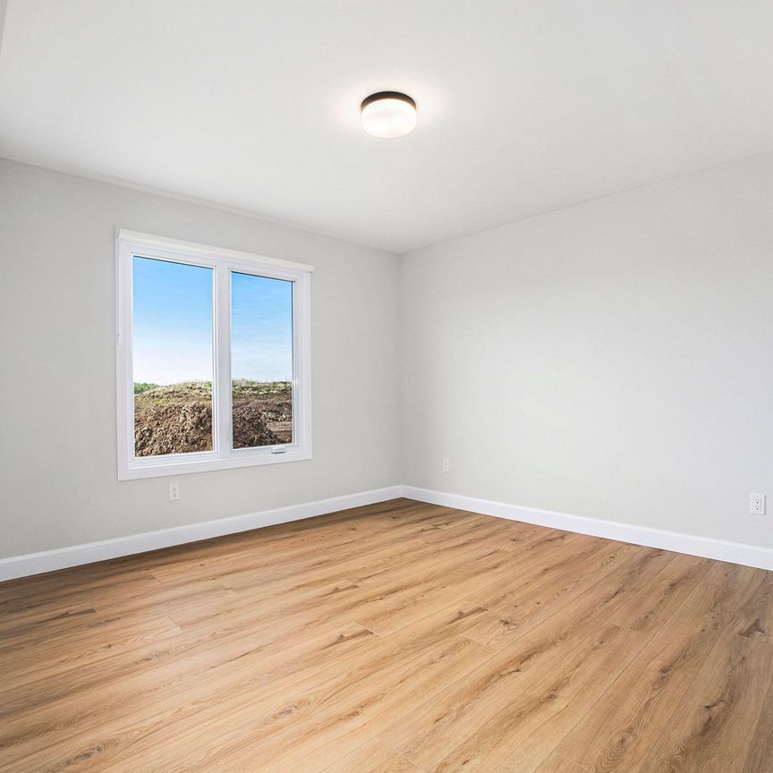 For Lease - 63 Helen Street Unit# A, North Stormont, Ontario - Photo 1
