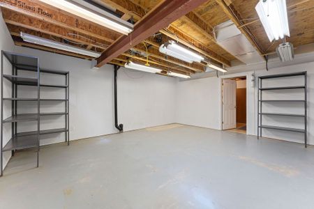 For Lease - 81 Lloydalex Crescent, Stittsville - Munster - Richmond, Ontario - Photo 3