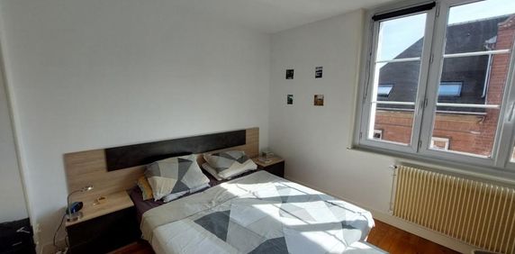 Location Appartement 3 pièces 73m² EU 76260 - Photo 2