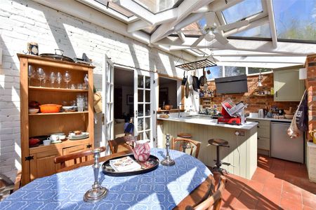 Idyllic detached cottage which is well presented throughout and has a good sized rear garden. - Photo 2