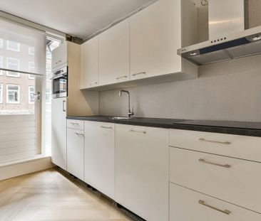Te huur: Appartement Wijttenbachstraat 38 1 in Amsterdam - Photo 2