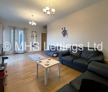 2 Bedroom Apartment for rent in Shire Oak Road - Photo 2