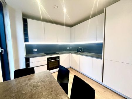 2 bedroom apartment to rent - Photo 5