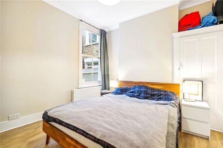 2 bedroom maisonette to rent - Photo 2