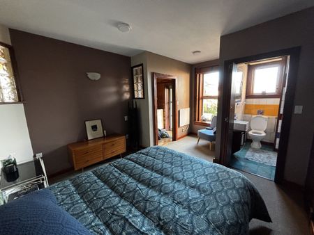 Something Special on Stafford Street - Photo 3